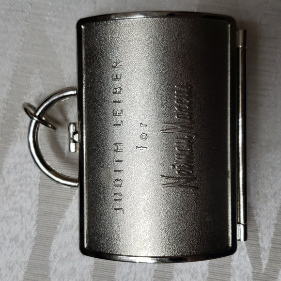 🌷🌷Judith Leiber Purse Box, Green Purple ButterflyNeiman Marcus🌷🌷 - Picture 3 of 10